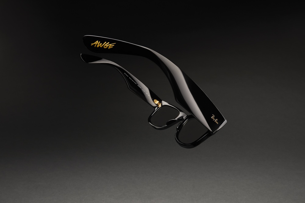 Image : Mega WF - Blacked Out_STILL_3172