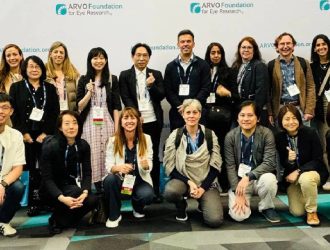 Image de groupe des participants à la conférence ARVO 2025