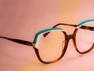 Main article image: image of eyewear model MOREL Noemie