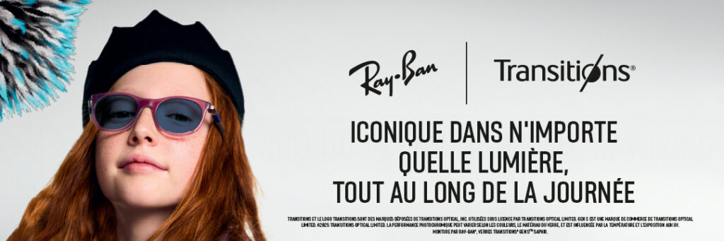 Une jeune fille aux longs cheveux roux-brun portant un béret noir et des lunettes de soleil Ray-Ban à monture violette avec des verres Transitions teintés. Elle regarde directement vers l'appareil photo avec une légère expression neutre. L'image inclut les logos Ray-Ban et Transitions avec le texte 'ICONIQUE DANS N'IMPORTE QUELLE LUMIÈRE, TOUT AU LONG DE LA JOURNÉE' et un objet décoratif épineux bleu et noir visible dans le coin inférieur droit. Du texte légal en français apparaît en bas de l'image.