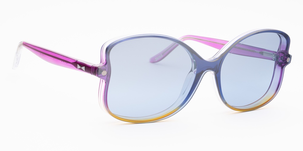 Vue de profil des lunettes SNOB Milano Butterfly montrant la transition de couleurs dégradées et la silhouette inspirée du papillon