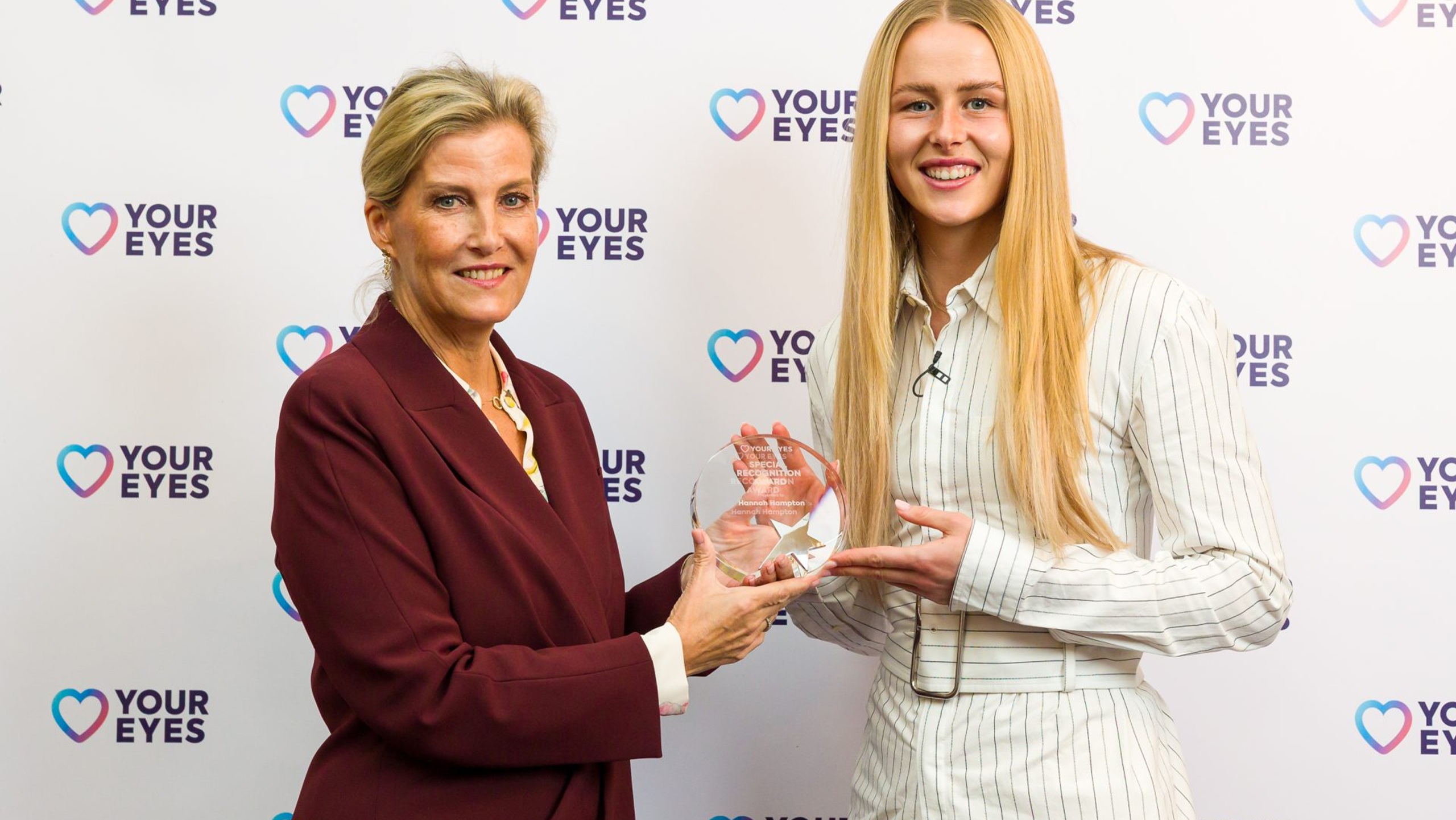 The Duchess of Edinburgh presenting Hannah Hampton with the Love Your Eyes Special Recognition Award