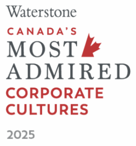 Logo du prix Waterstone des cultures d'entreprise les plus admirées au Canada 2025 avec accent de feuille d'érable canadienne rouge