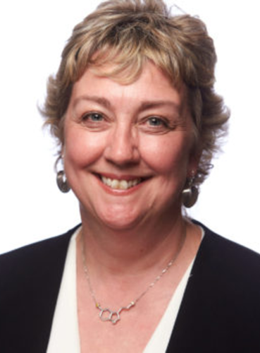 Dr Cindy Tromans, présidente du World Council of Optometry (WCO) souriante