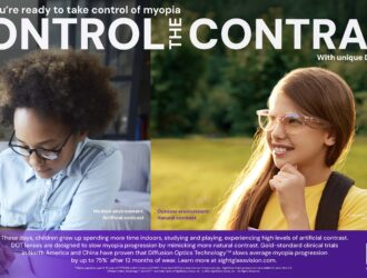 Bannière promotionnelle pour la campagne "Control the Contrast" de SightGlass Vision, présentant deux enfants portant des lunettes — l'un étudiant en intérieur sous un contraste artificiel, l'autre en extérieur sous une lumière naturelle — avec un texte soulignant que les lentilles DOT™ ralentissent la progression de la myopie jusqu'à 75 % après 12 mois de port.