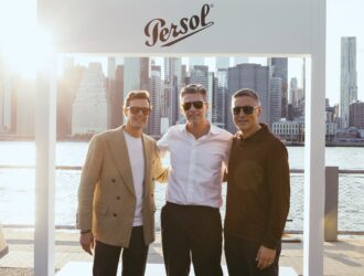 eatured photo of Fabrizio Uguzzoni in the middle, President, Professional Solutions, EssilorLuxottica Americas
